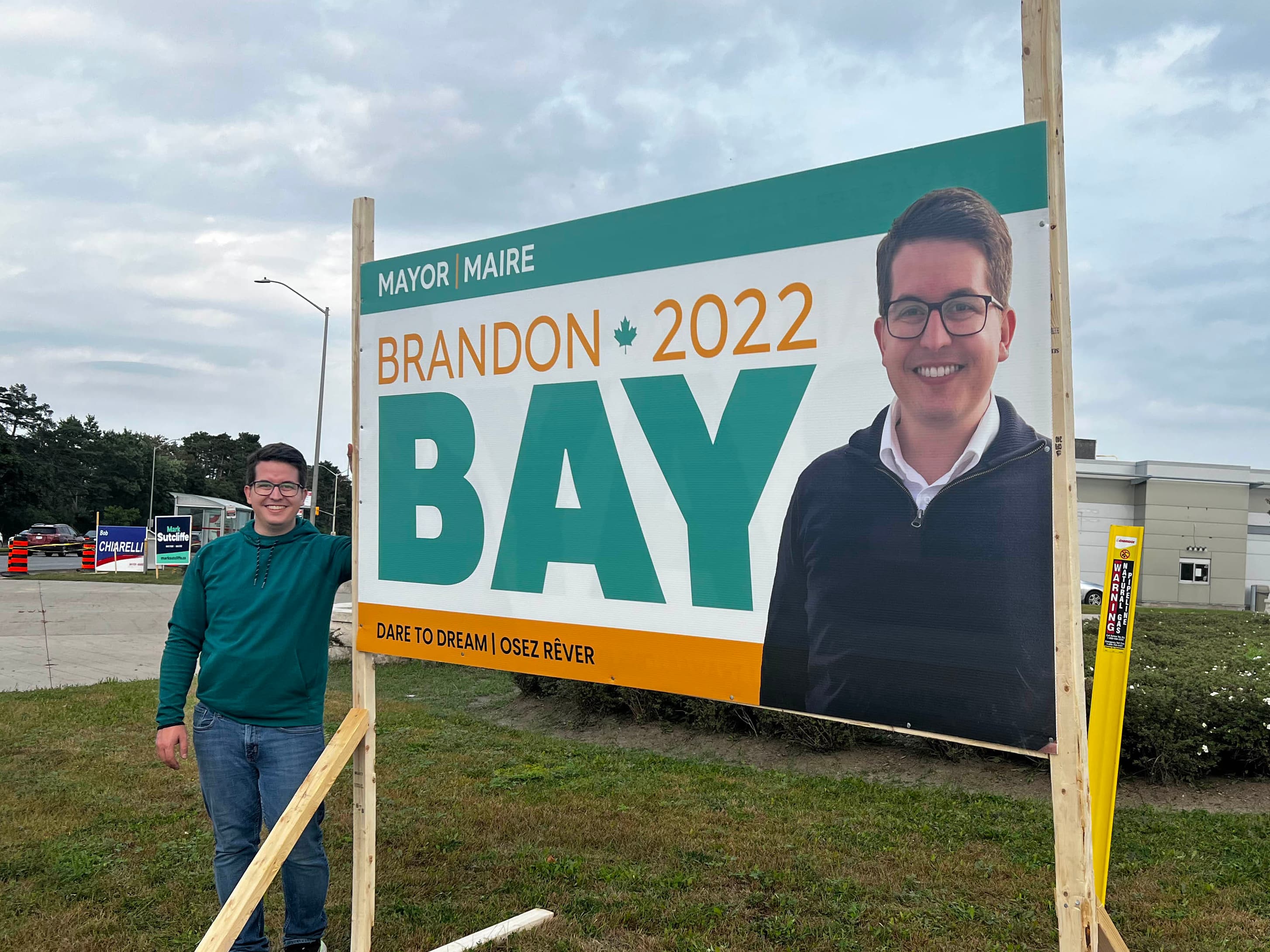 Campaign sign at Hunt Club and Riverside